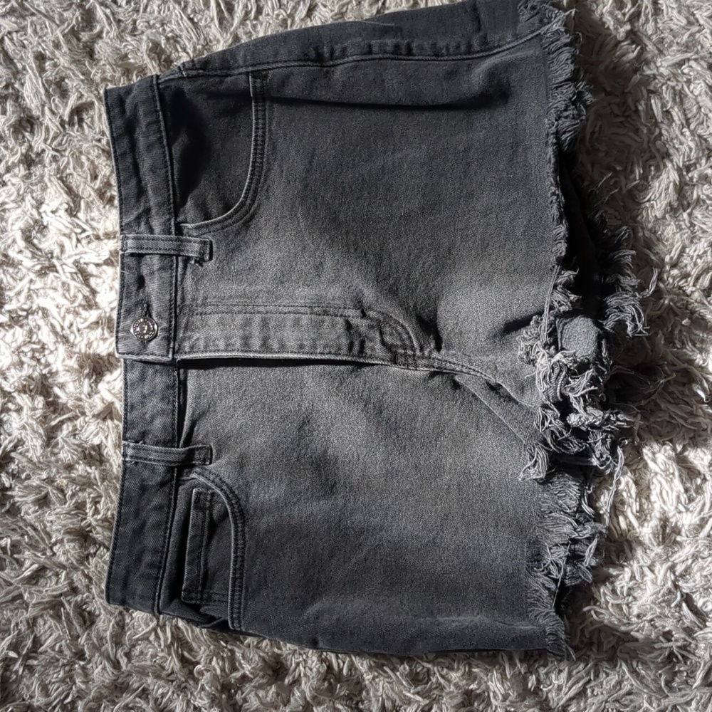 Hollister Ultra High Rise Mom Short Size 28